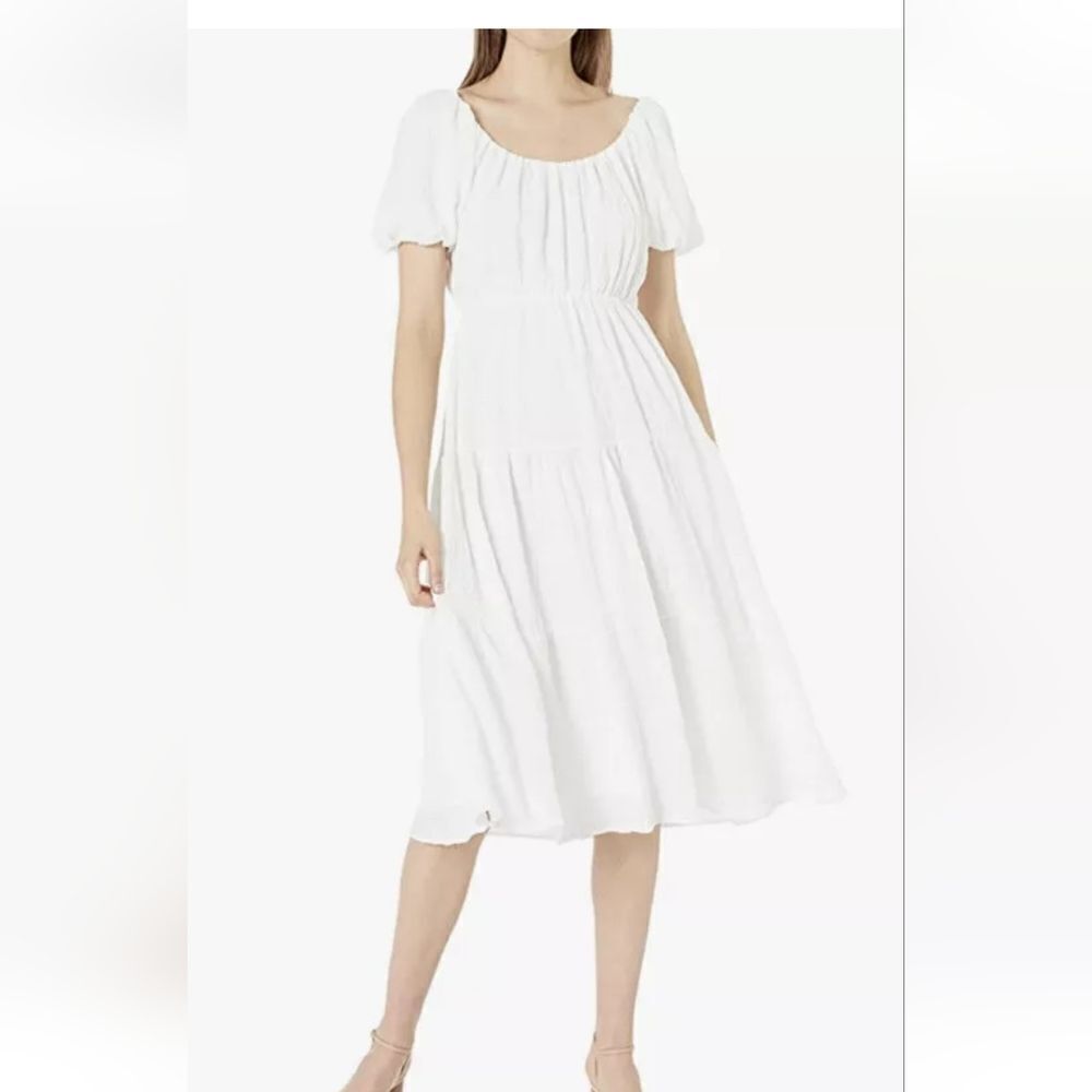 ASTR‎ the label White snickered maxi dress  Size Medium